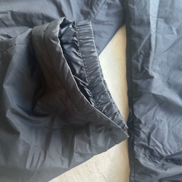 Men's Black Cargo Snow Pants - Picture 4 of 11